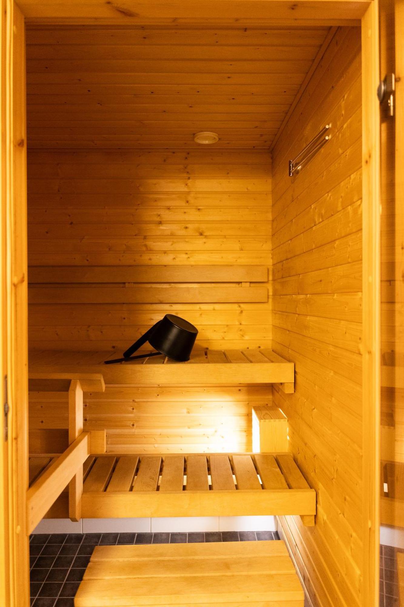 רובניימי Aurora Paroni Suite With Sauna מראה חיצוני תמונה